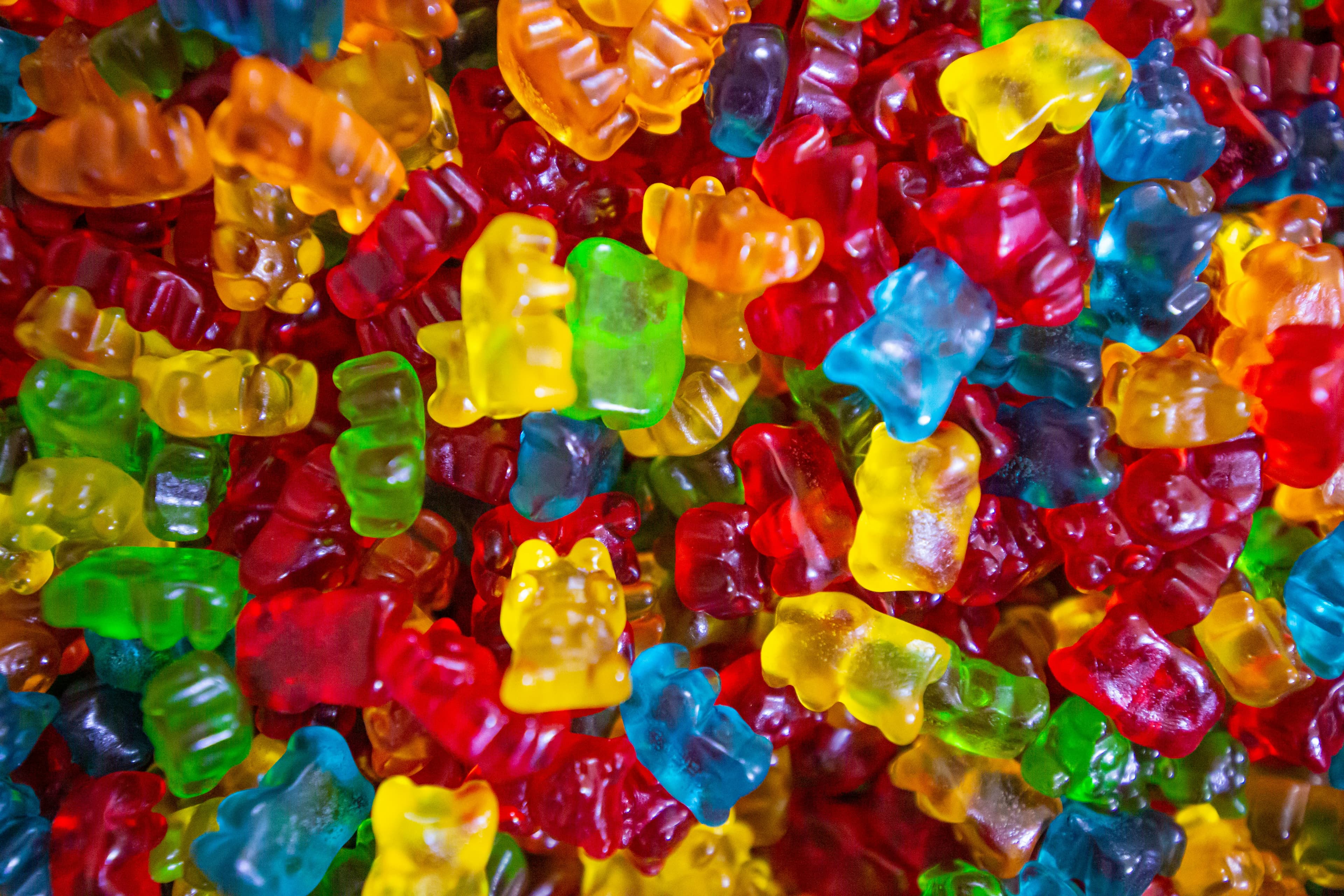 Sweet Bonanza vs Sugar Rush: Qual Slot de Doces Escolher em 2026